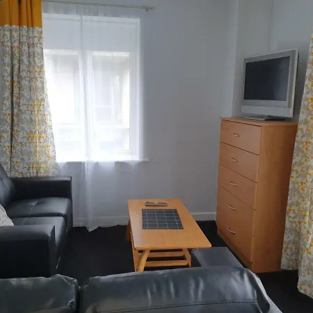 Arran Quay Holiday Apartmán *